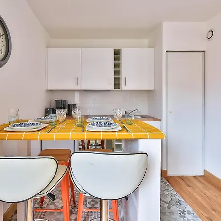 Budget Studio- The River Seine Apartment