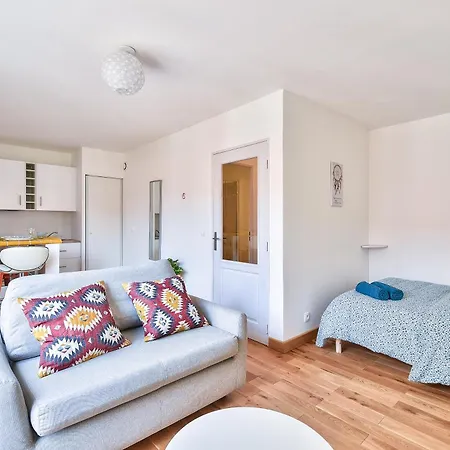 Apartment Budget Studio- The River Seine *